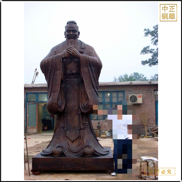 圖書(shū)館門前孔子雕像